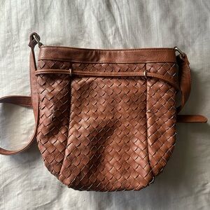 Elegant Brown Woven Leather Shoulder Bag